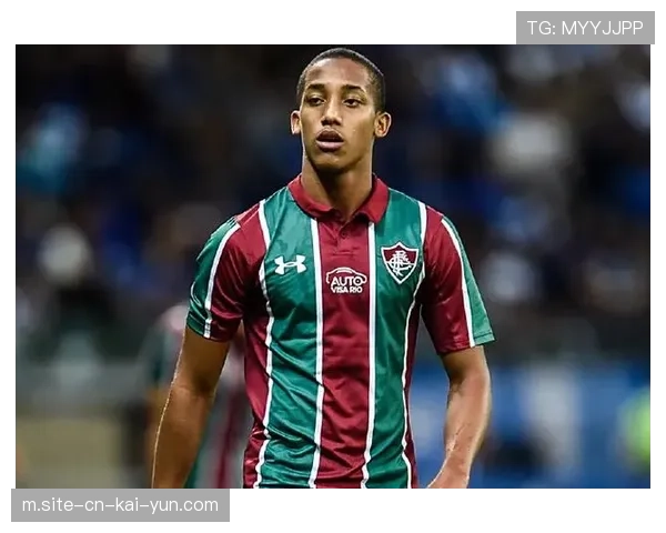 若昂·佩德罗支点策应与冲刺跑 诠释蓝军新战术体系关键角色 若昂·佩德罗支点策应与冲刺跑 诠释蓝军新战术体系关键角色